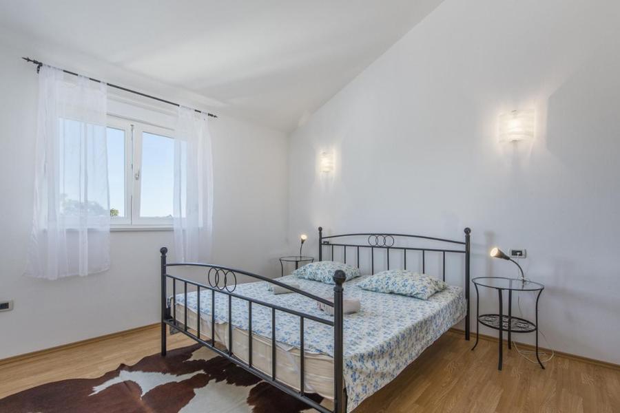 Villa Pietra Dajla Esterno foto